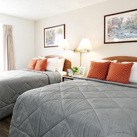 Intown Suites Extended Stay Louisville Ky - Northeast Экстерьер фото